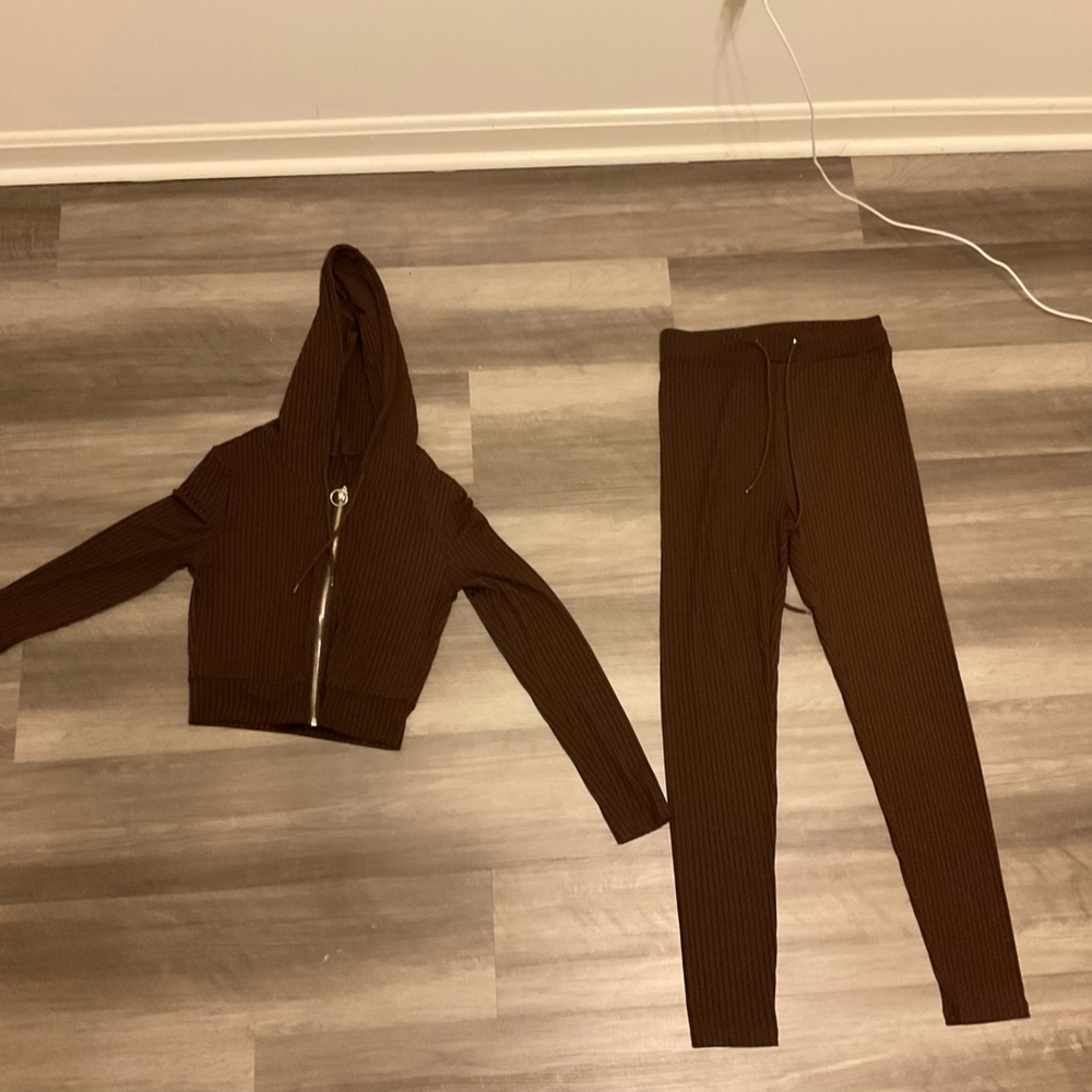 Women Brown SweatSuit, Medium